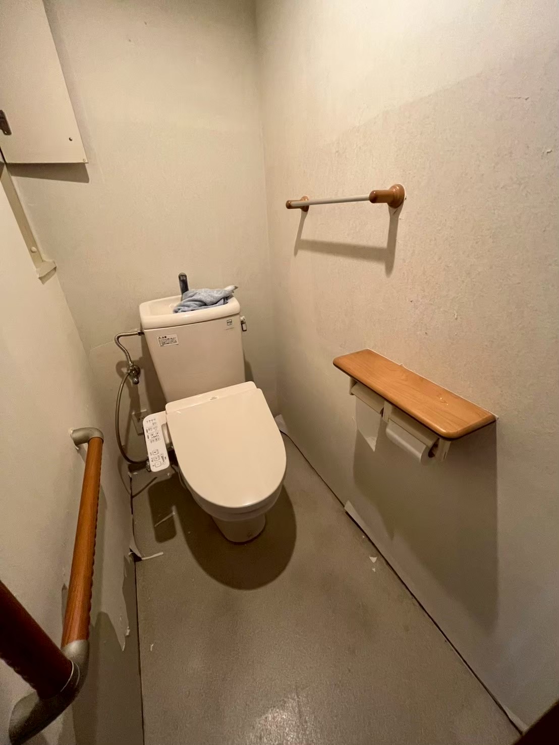 トイレ施工事例 Before