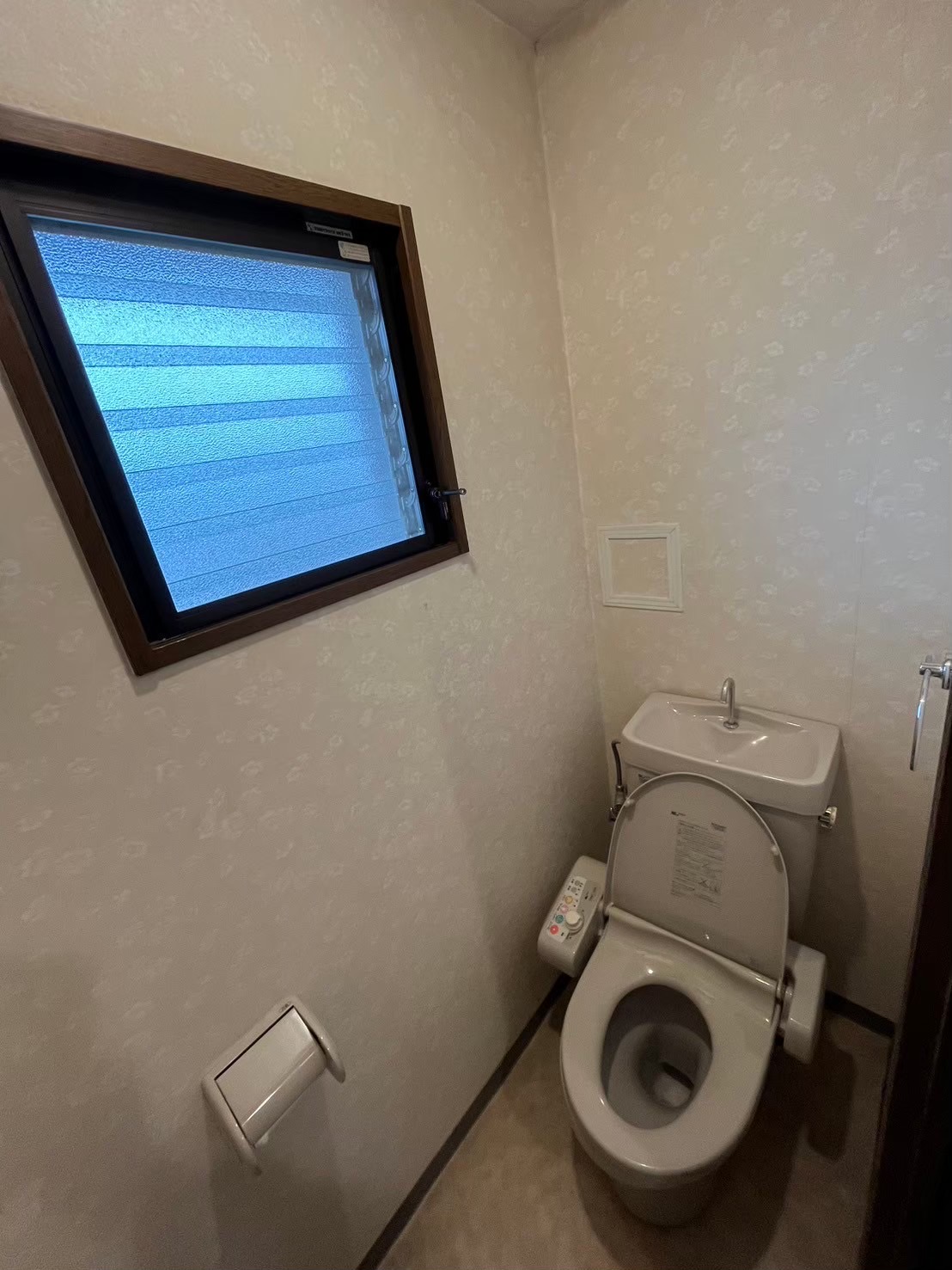 トイレ施工事例 Before